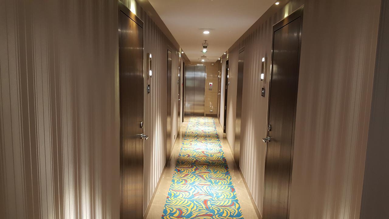 Hotel Peninsula Redpine Mumbai Exteriör bild